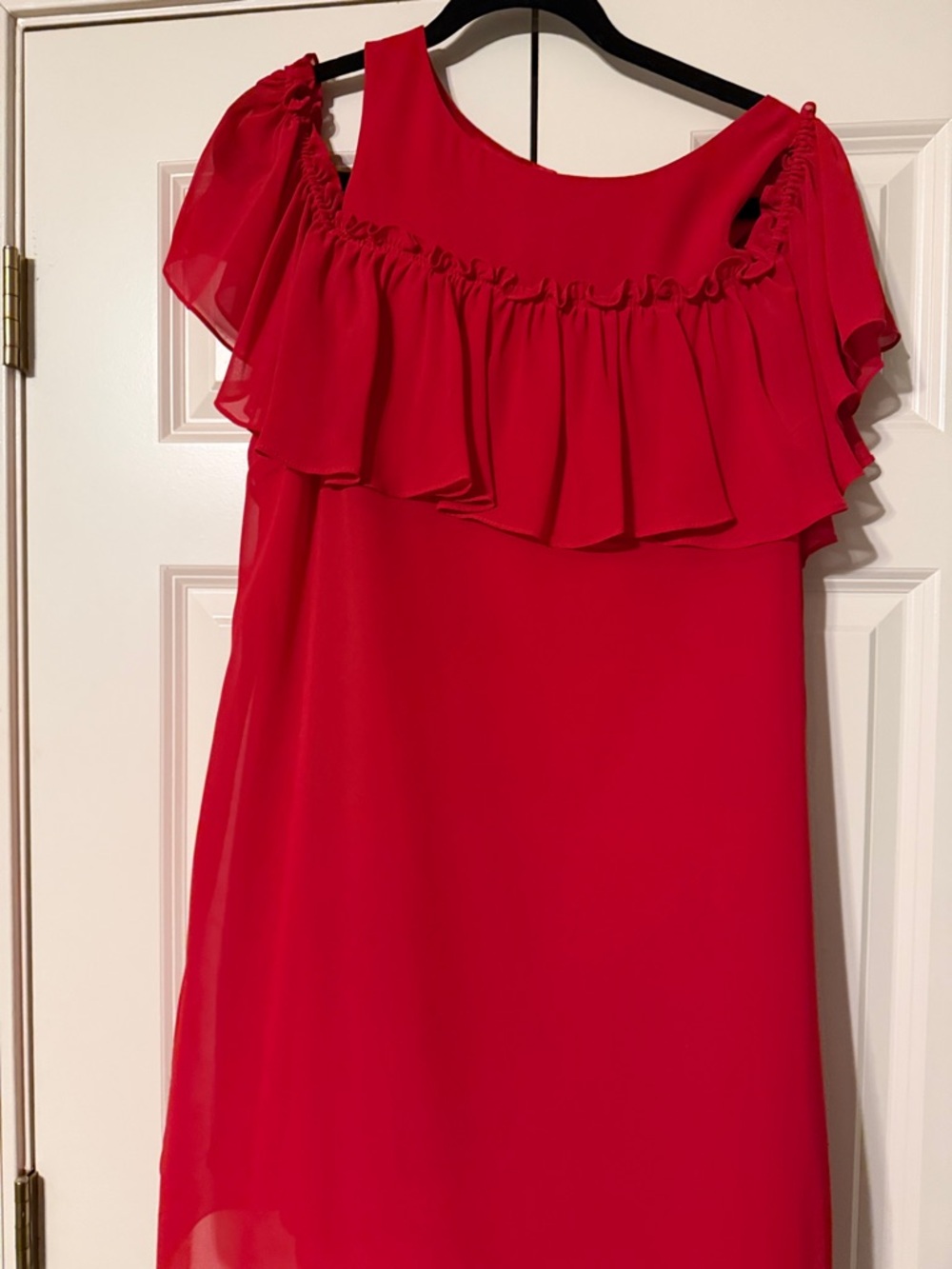Gianni Bini Red Ruffle Midi Dress